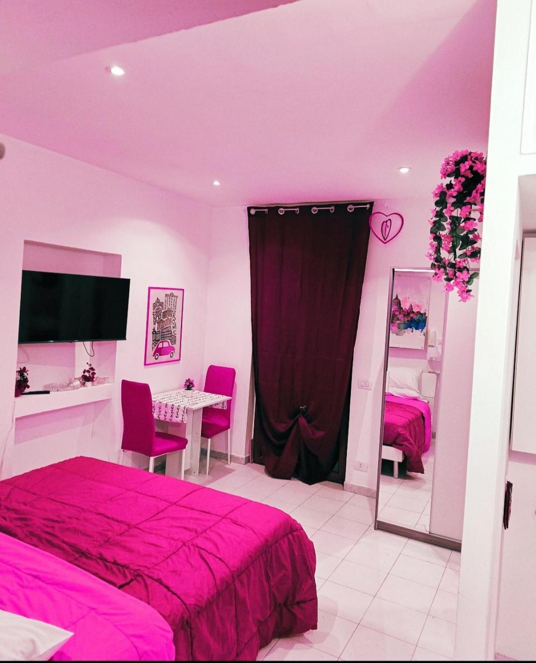 House Apartment *
