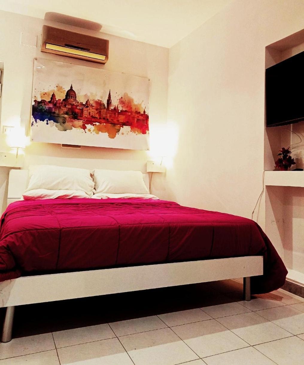 House Apartment *