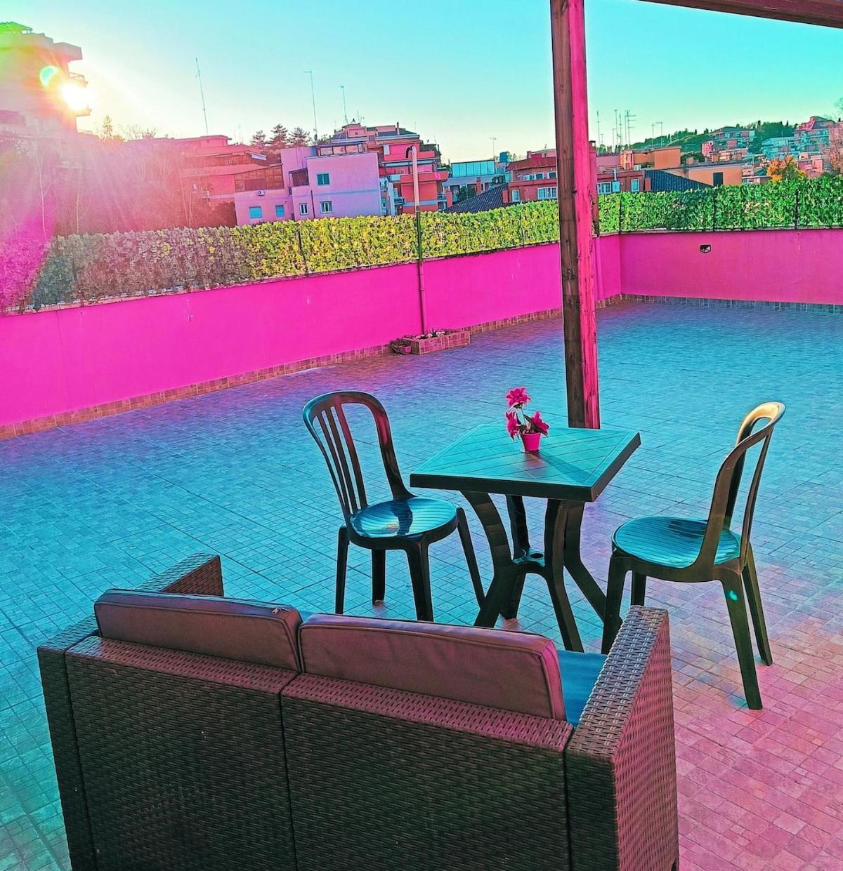 Apartment House *